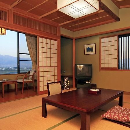 Iwashita Onsen Ryokan Kai Екстер'єр фото